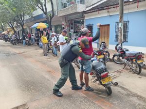 Mil Uniformados Resguardando la Seguridad en las vias del Departamento del Magdalena En Está Navidad